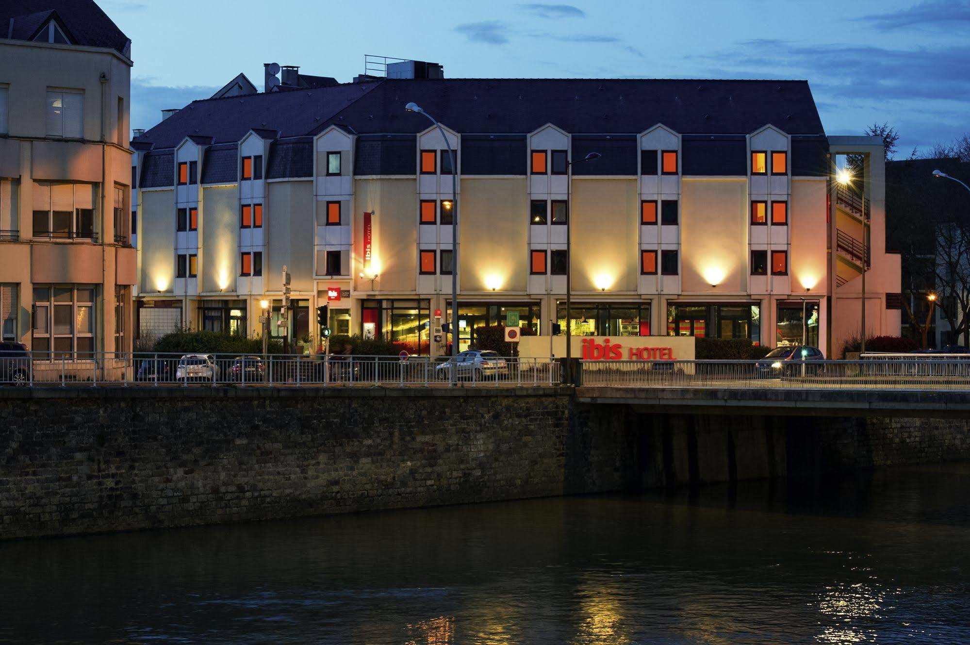 B&B Hotel Le Mans Centre Cathedrale Екстериор снимка
